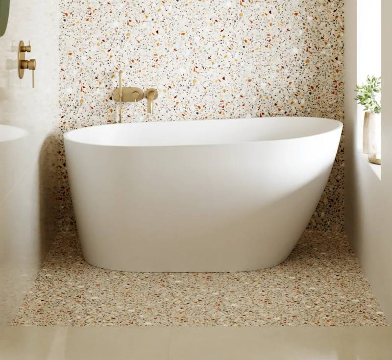Banheira Ilhéus Sabbia para 1 pessoa, design compacto, conforto e acabamento Duramatt® vista frontal